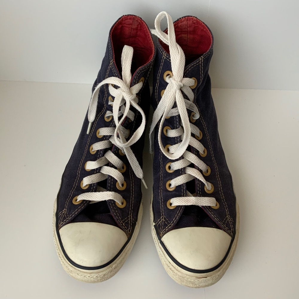 Converse All Star dark blue high tops size 9 vintage